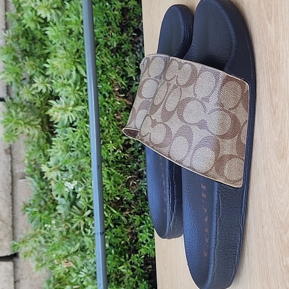 COACH Slides In Signature Canvas Size 11D - Picture 3 of 11